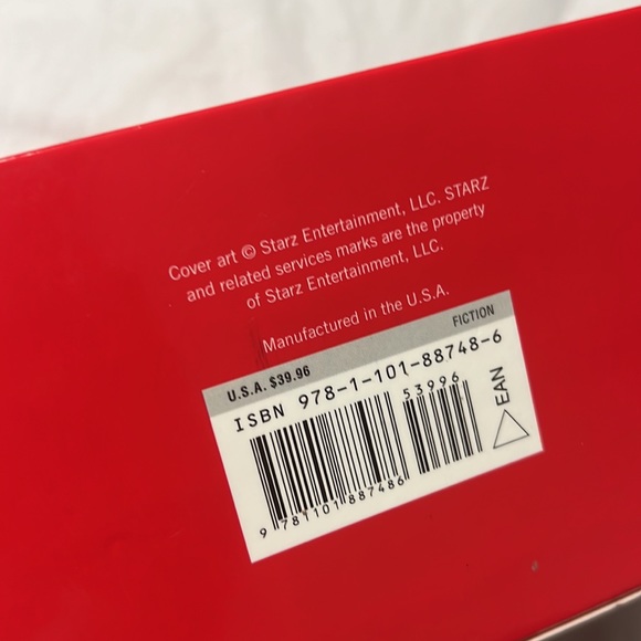 Diana Gabaldon book set of 4 new without tag - Picture 7 of 7